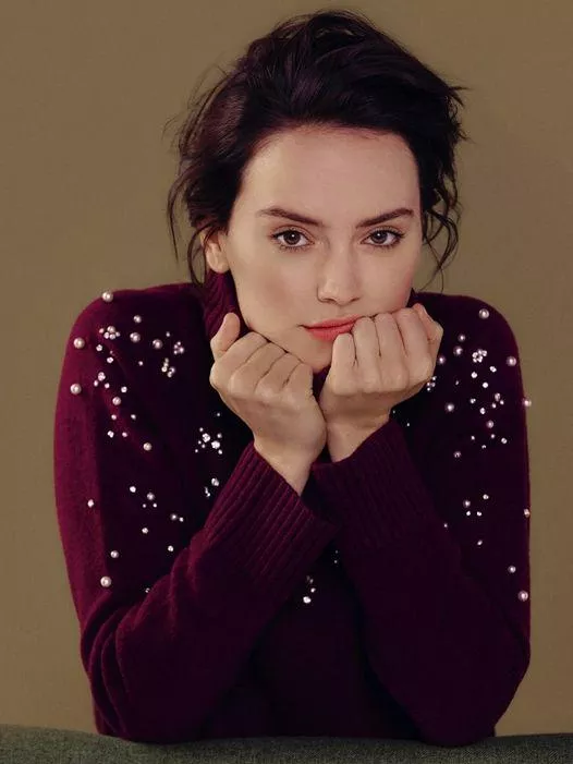 Daisy Ridley posted by ViRuZ17k