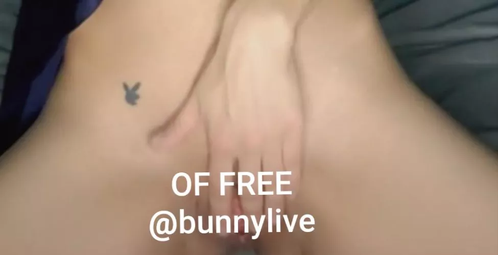 Do you like my bunnygirl tattoo? by Spiritual_Cut_4508