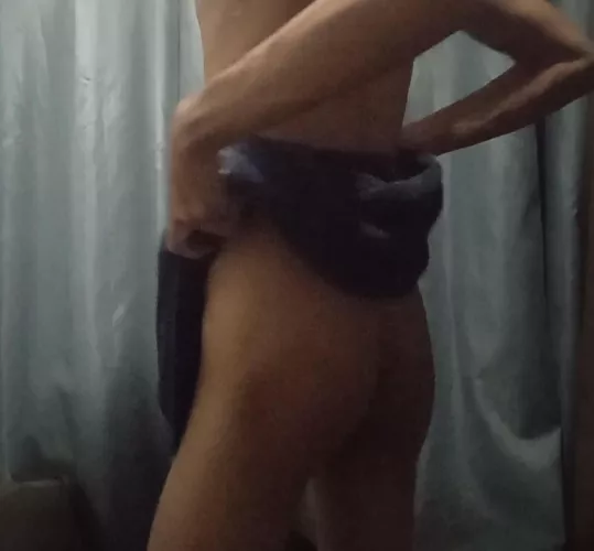 Do you like skinny people? by soulfernando69