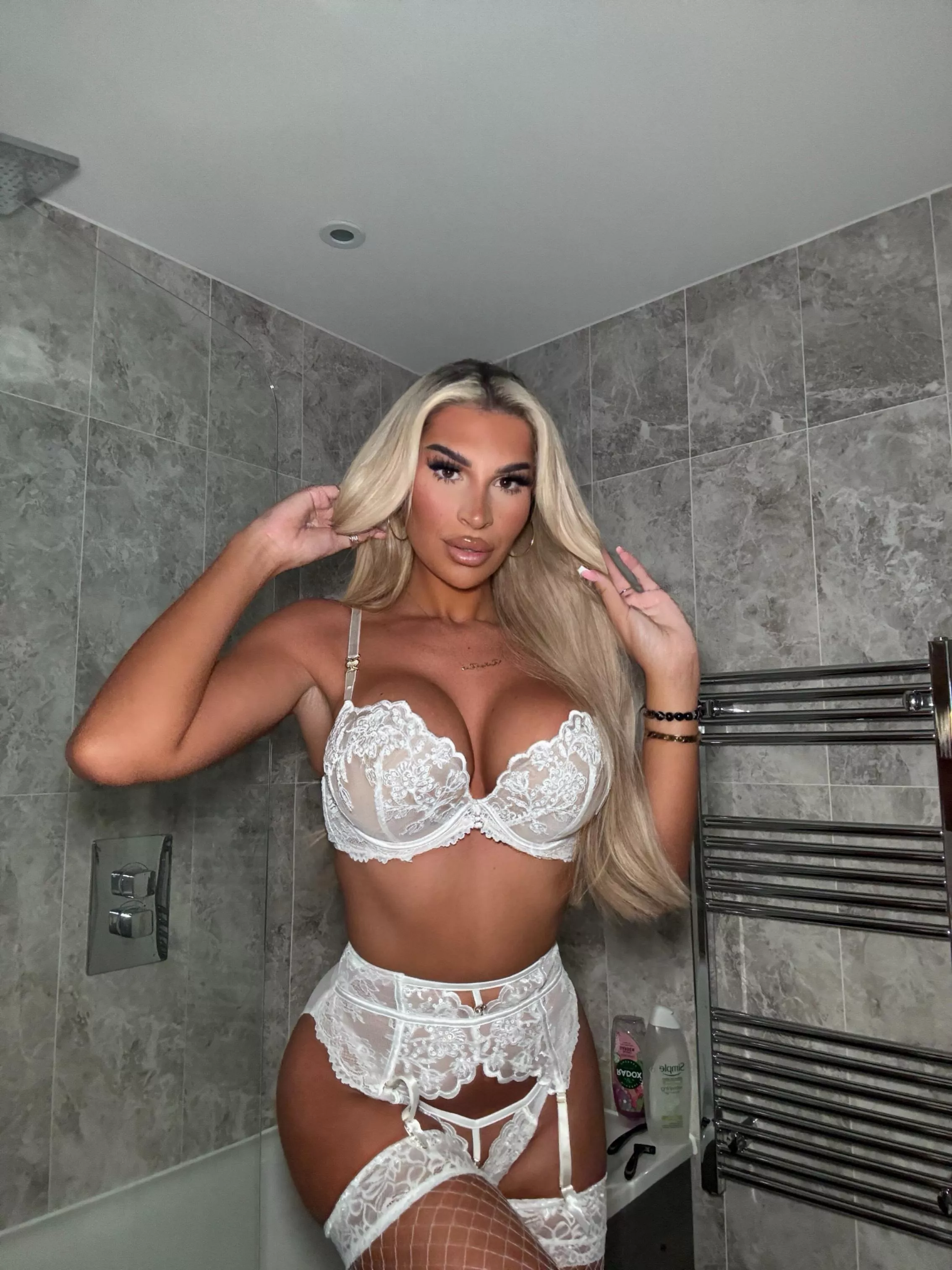 Do you think I'm wife material? posted by Busy-Midnight4400