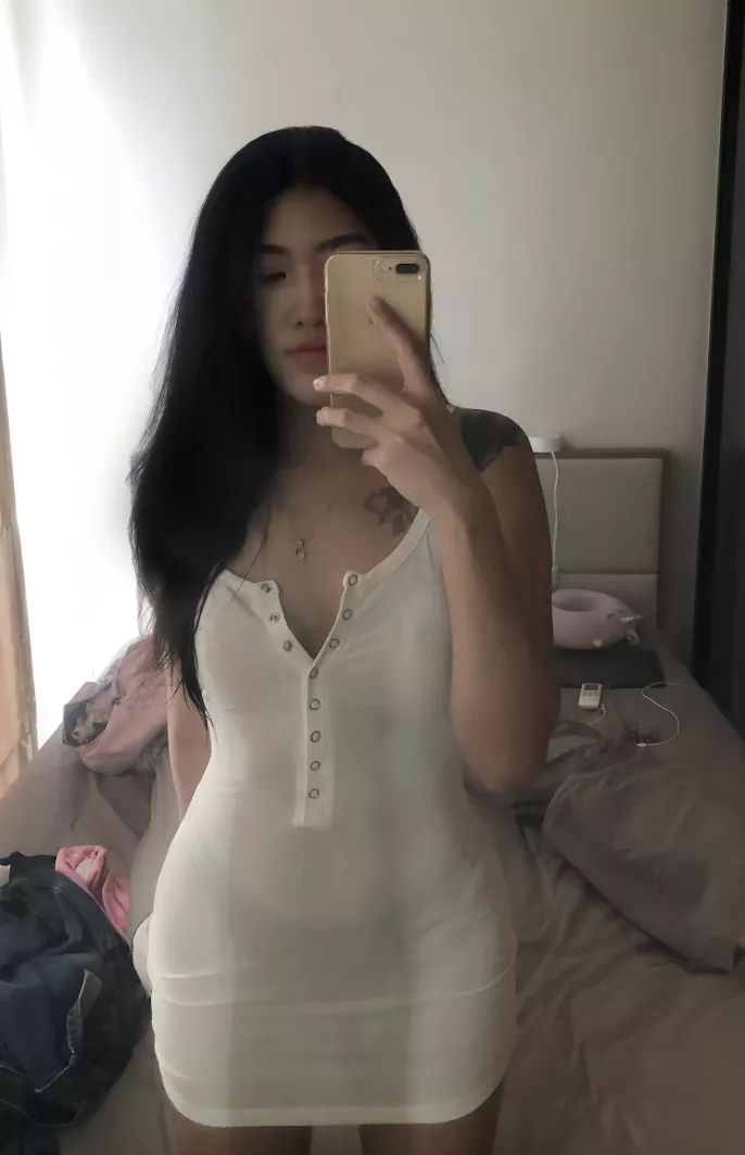 Does white suit me? posted by karamelkasun_q