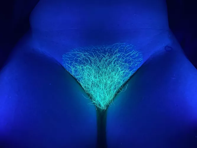 Don’t stare directly at it.  You could get hypnotized!  Xoxo by RiverodiaBigButt