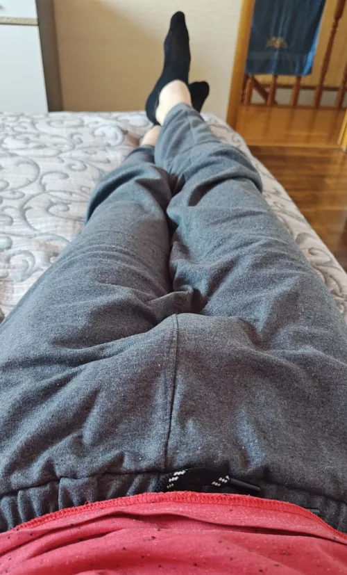 Getting horny 🥵 by james2funky2