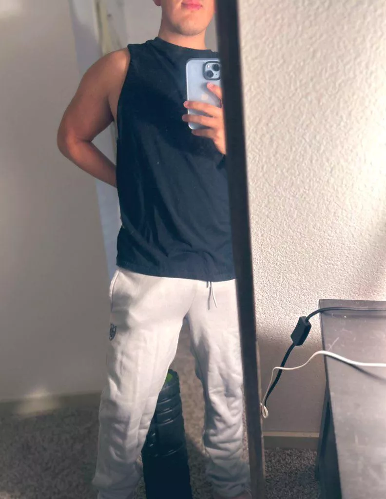 Grey sweats should be a crime for me I swear posted by Dr_DiogoSantos