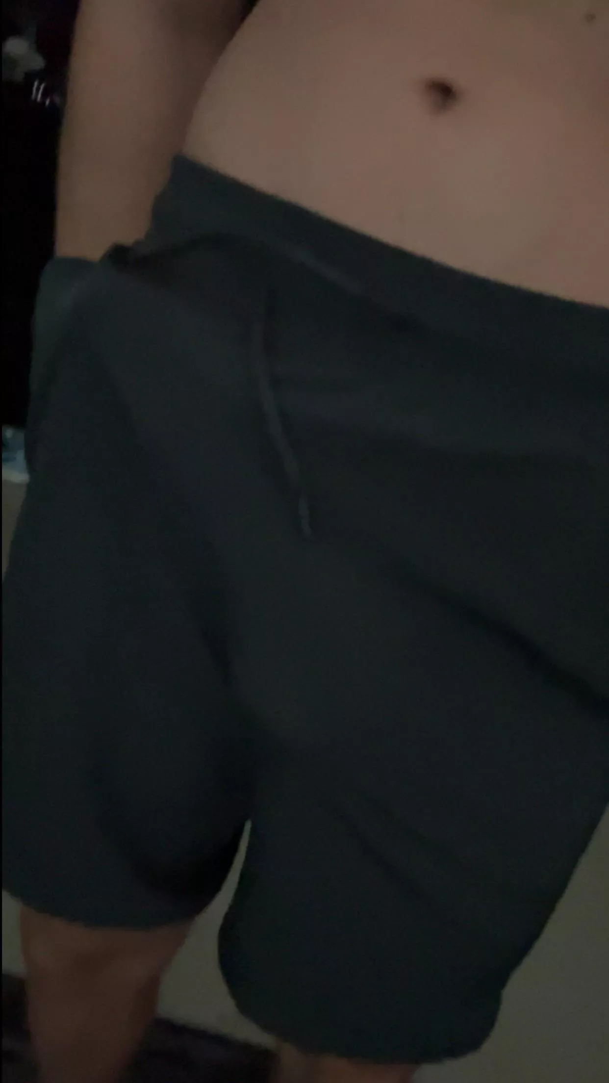 I don’t think it’s that obvious 😅 posted by hornycollegebro122