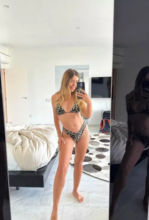 I feel like a leopard hee hee by RoyalSexyLioness