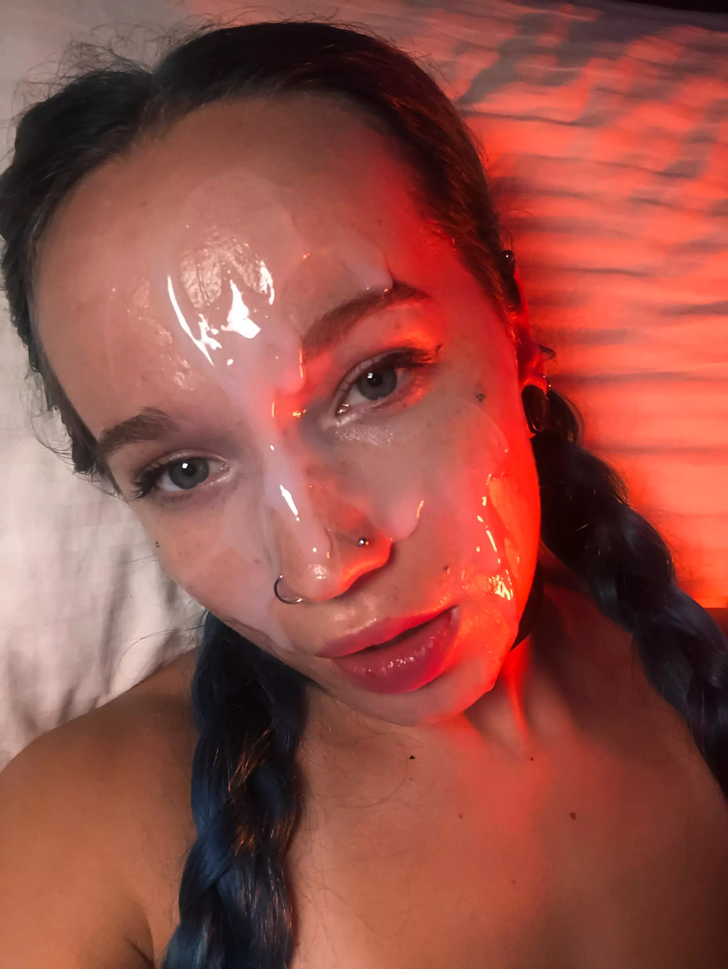 I love it when three guys try posted by Scarletty62