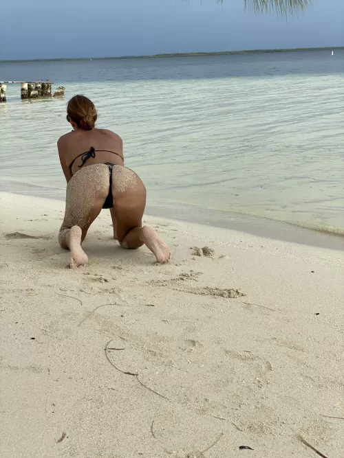 I love to give head on the beach by ONLYFANS-MILF