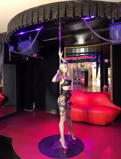 I'm good with long poles by heretomess372