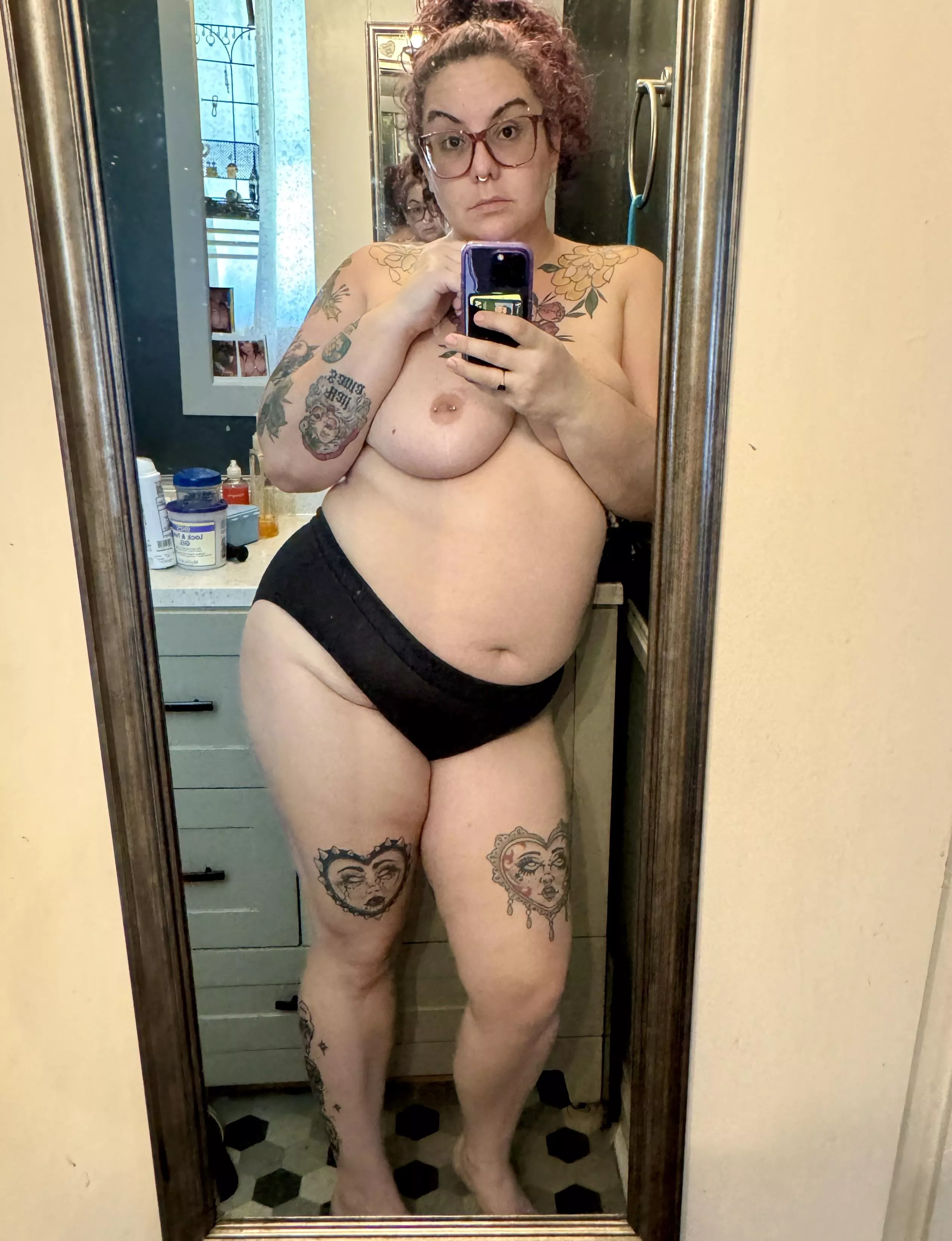 I’m not wearing underwear.  posted by spicysundays