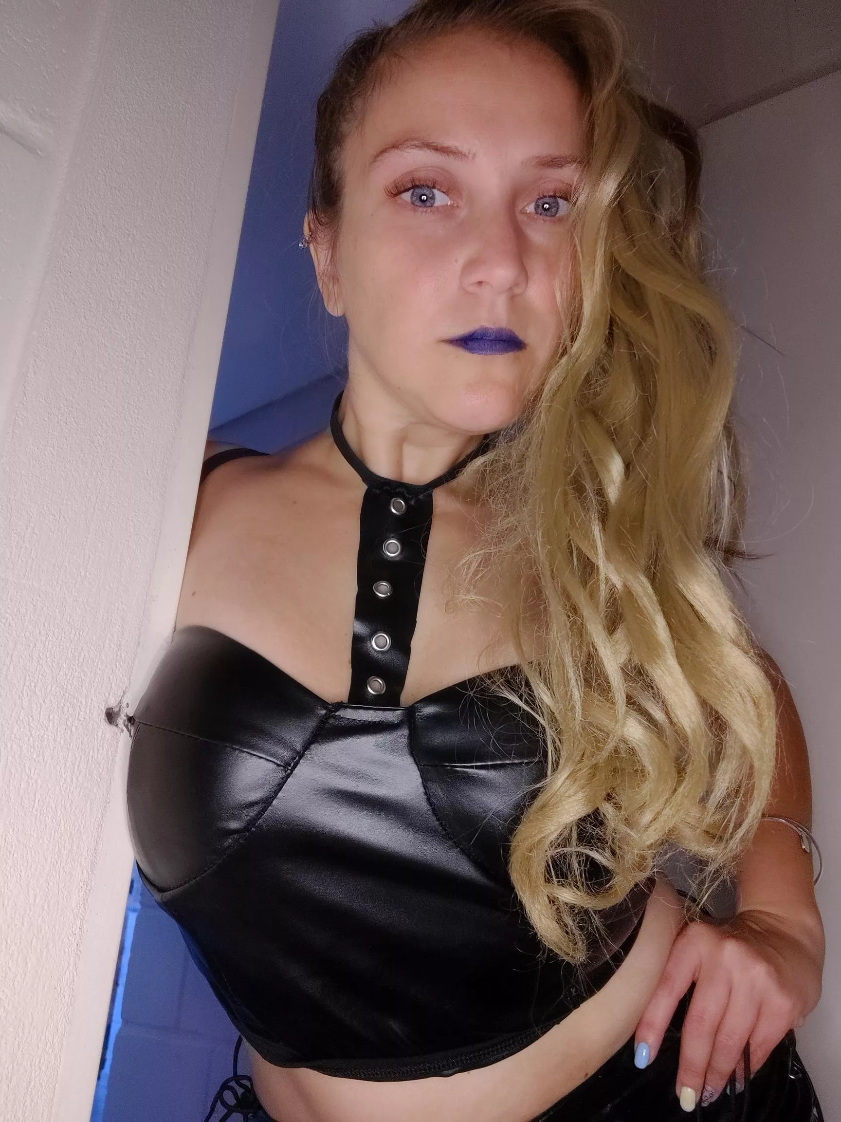 I'm sure you'd love for me to use my whip on you posted by blodie319