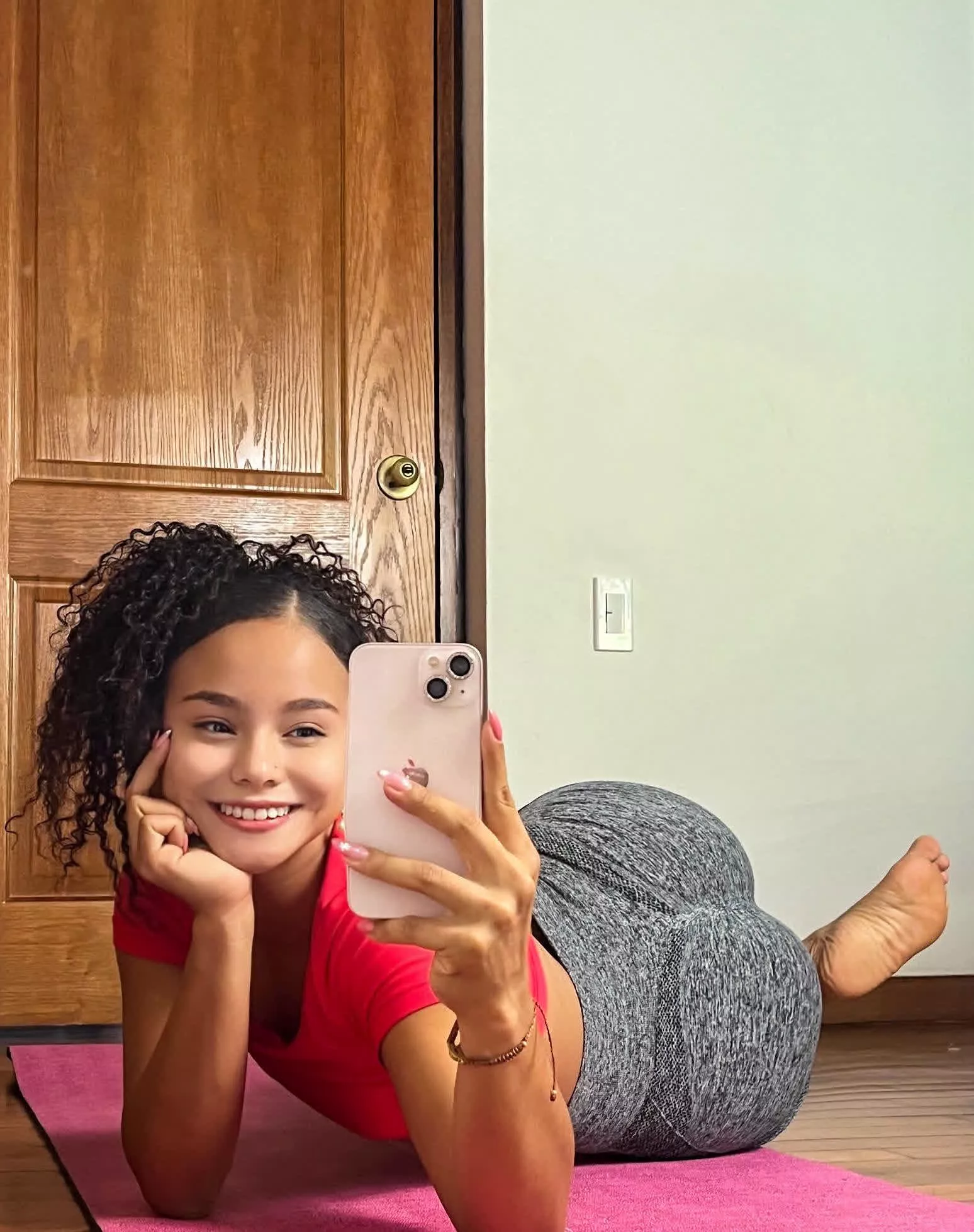 Just a taste of what you could have... posted by Miss_Kittya