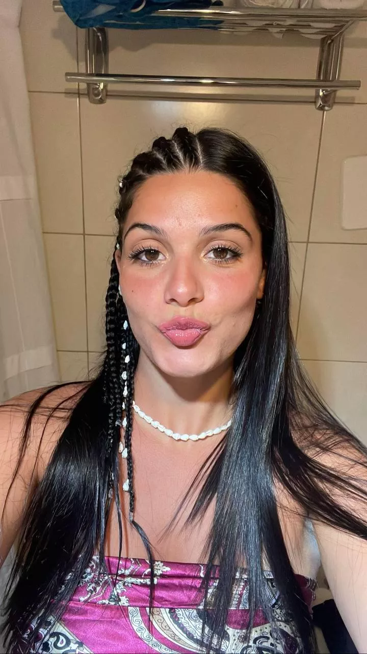 Just getting comfortable! posted by impudentTracing166