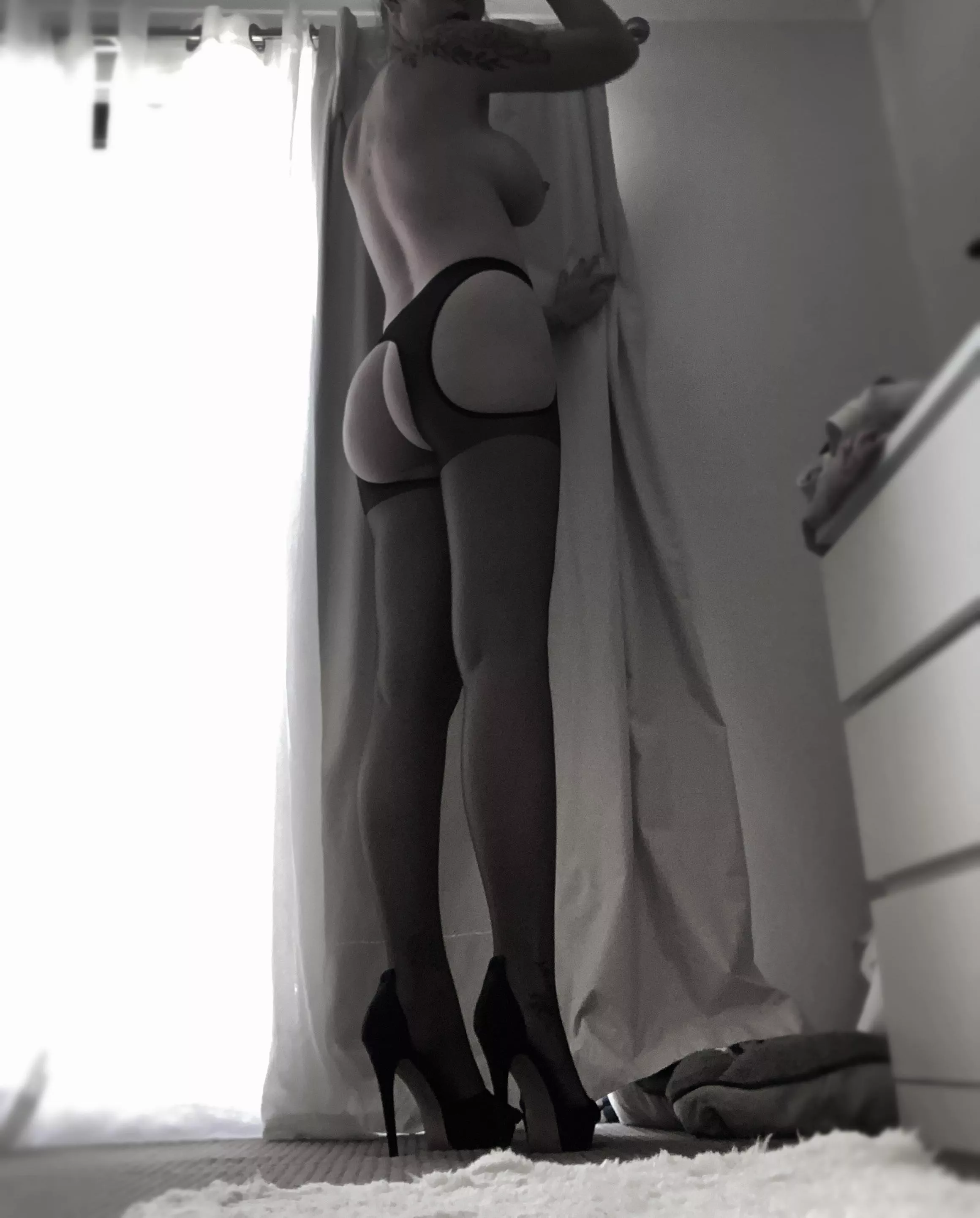 Legs  posted by FeelingAsk3487