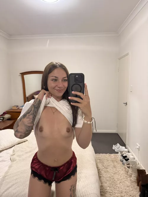 My ex never appreciated the nudes I sent him  by lewis_hidden