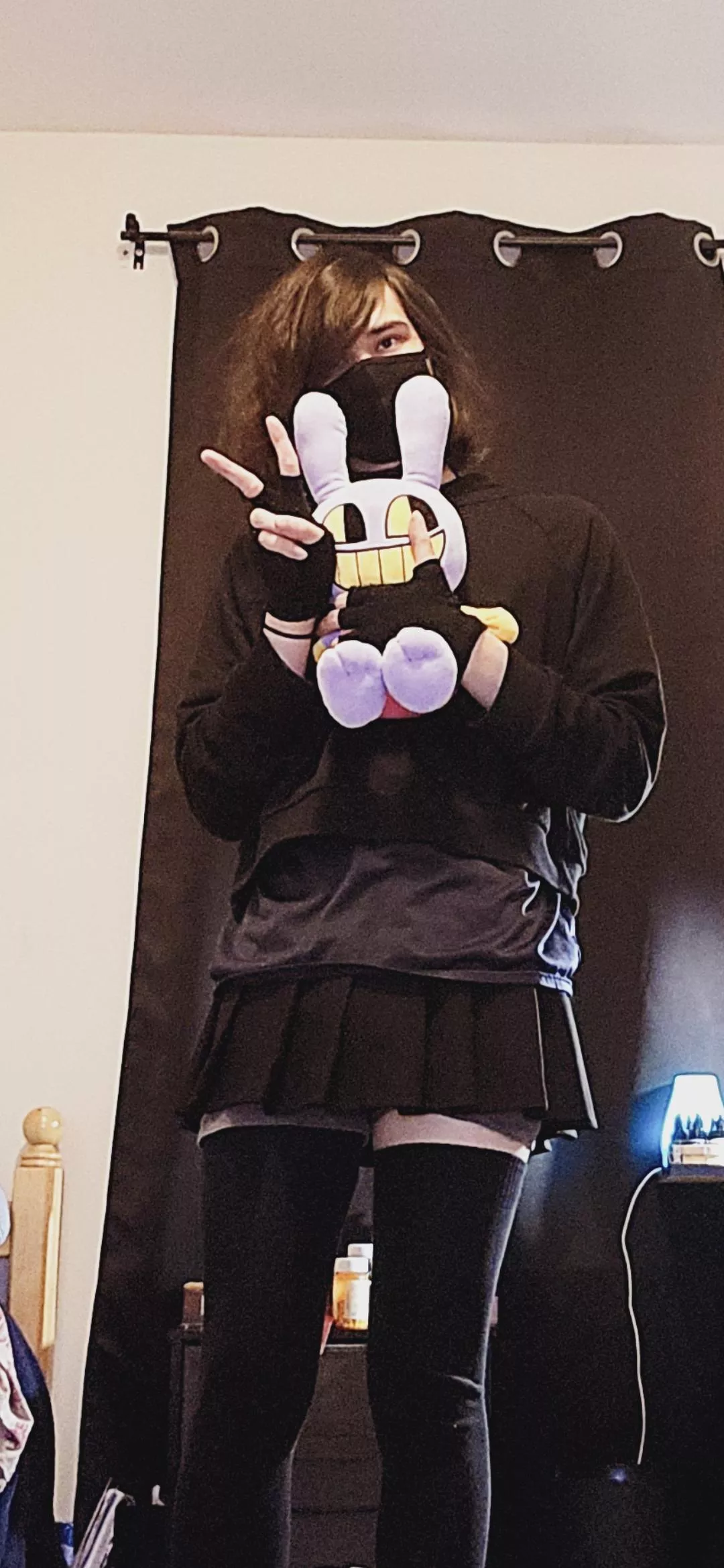 My first time trying on a feminine clothes  posted by Scarlet_Lite