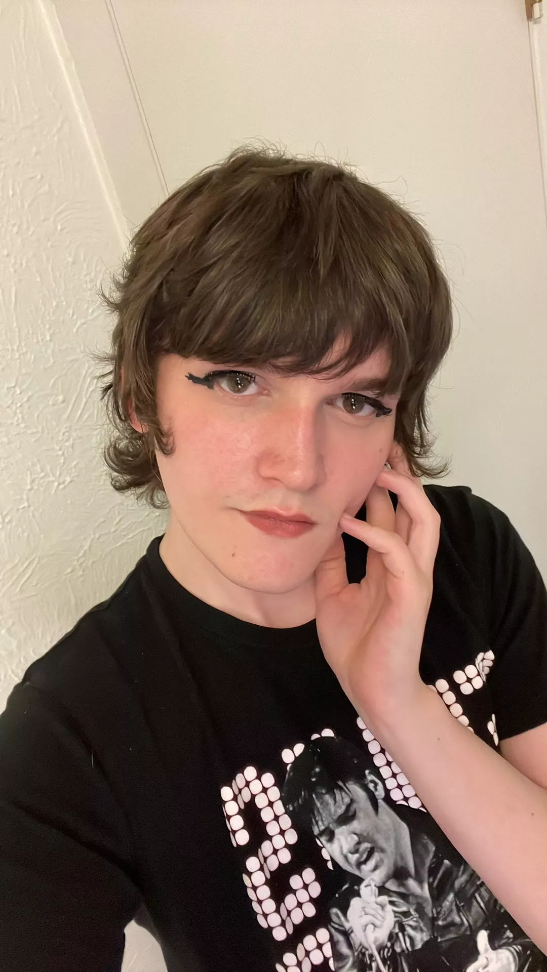 My hair is finally growing out :D posted by greatwhiteape12