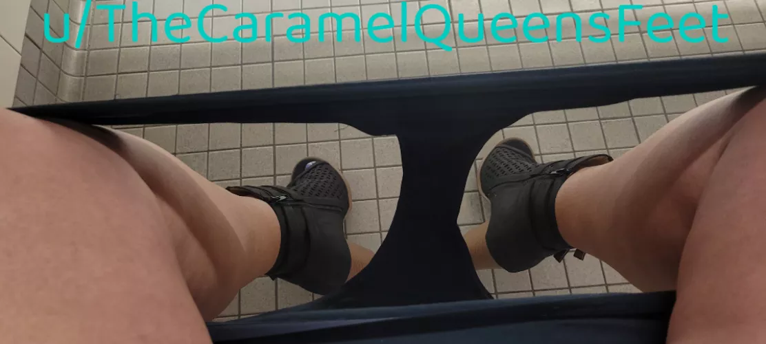 Open wide...😉 by TheCaramelQueensFeet