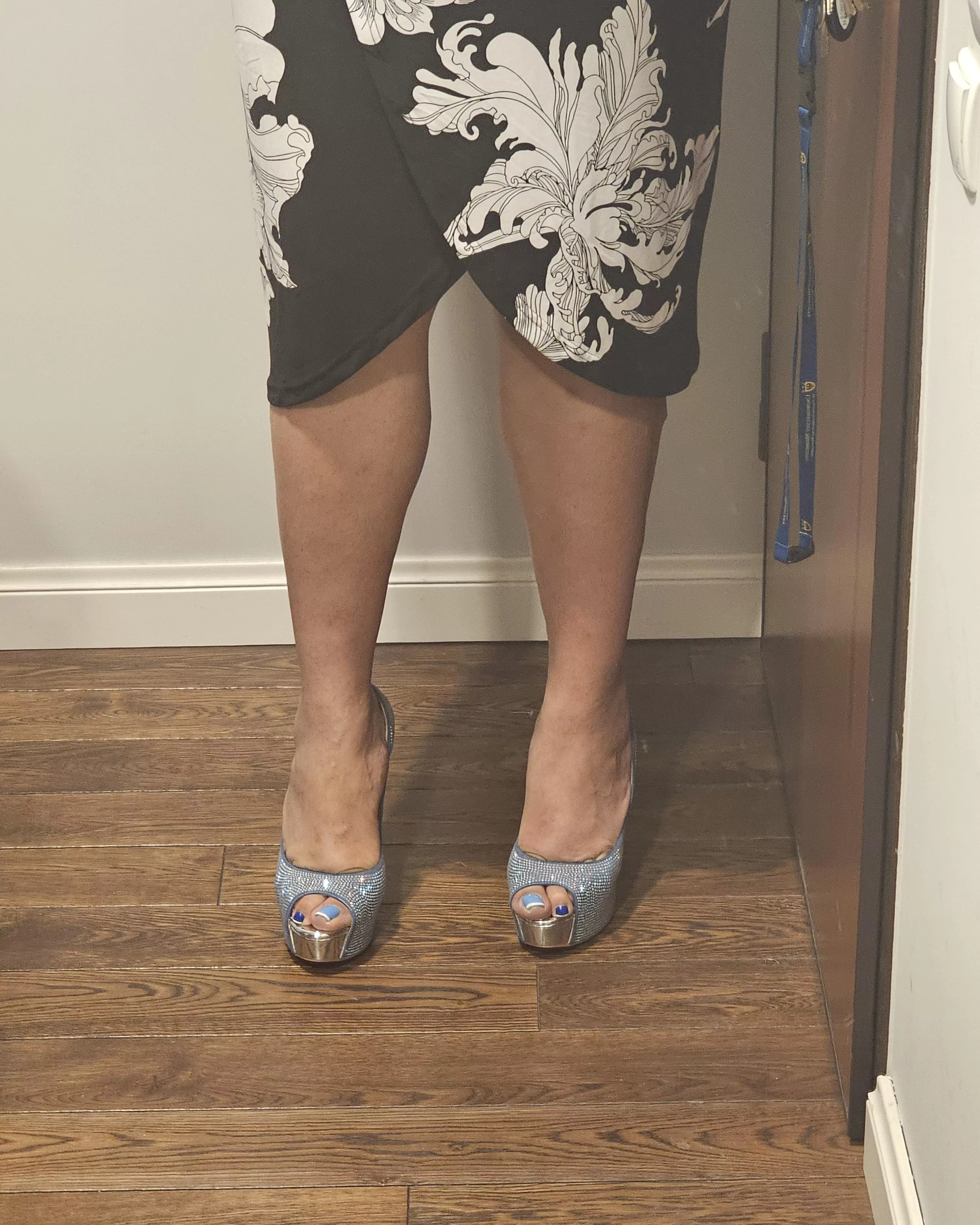 Springtime blues  posted by glamazoncollette