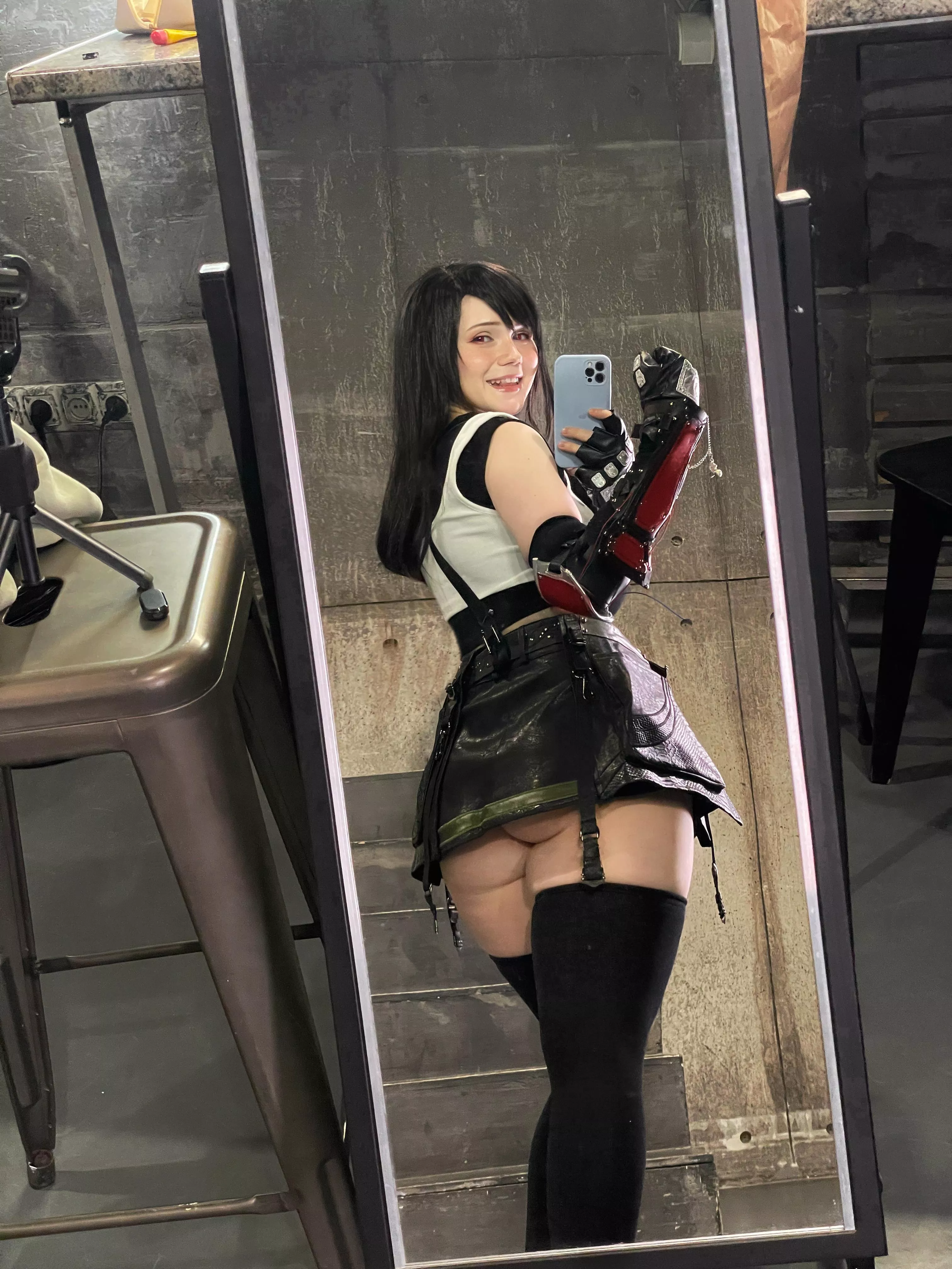 Tifa Lockhart cosplay by Neyrodesu posted by Neyrodesu