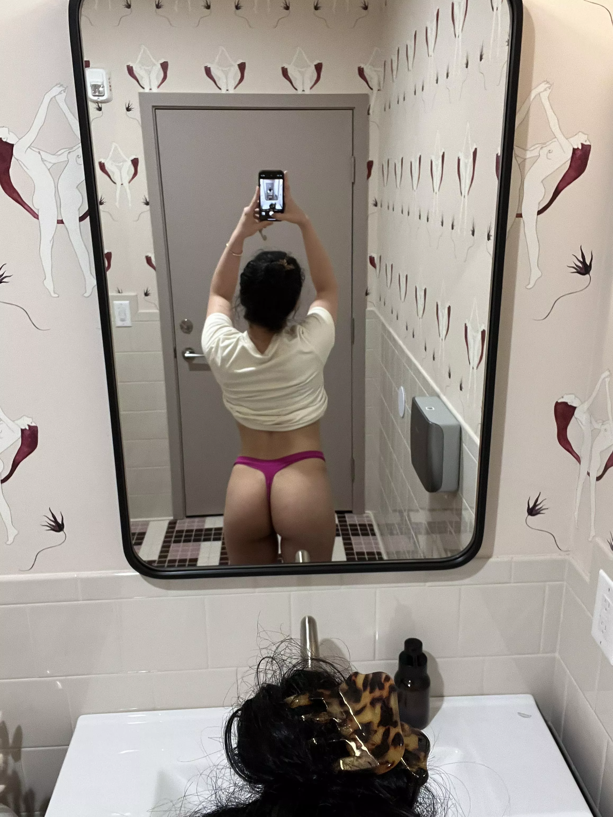 Work day  posted by yalinadoesit