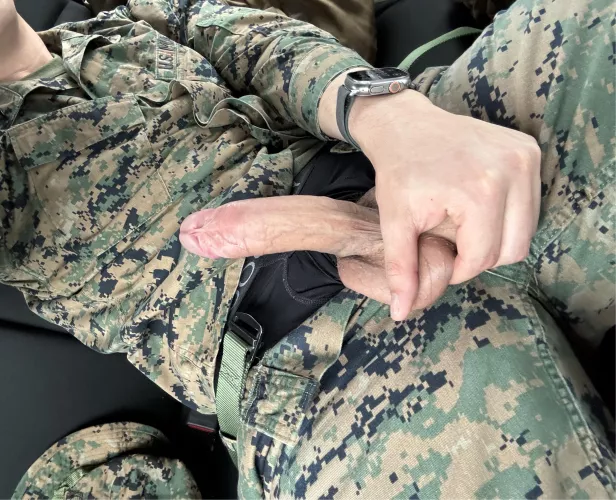 20 bored could use some other military buddies by iatecheesyburgy