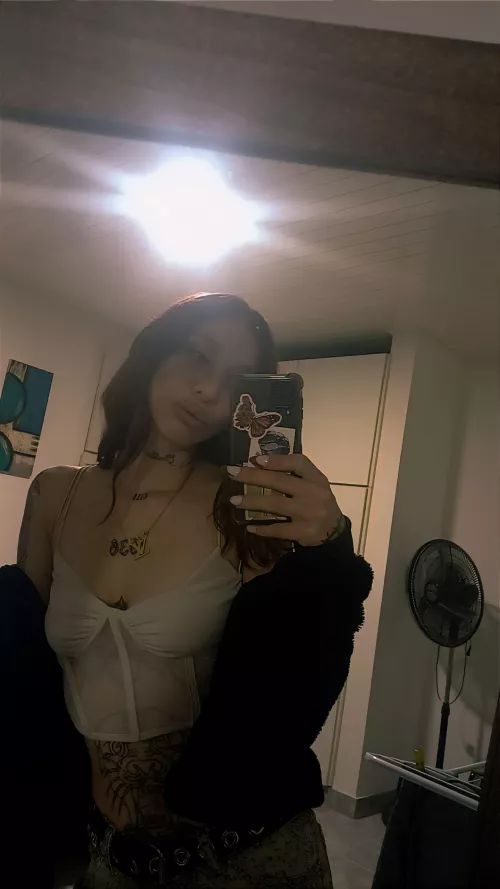 A little needy mommy alone  by norehab13