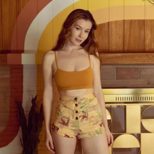 Beautiful  by Lemon_With_Honey