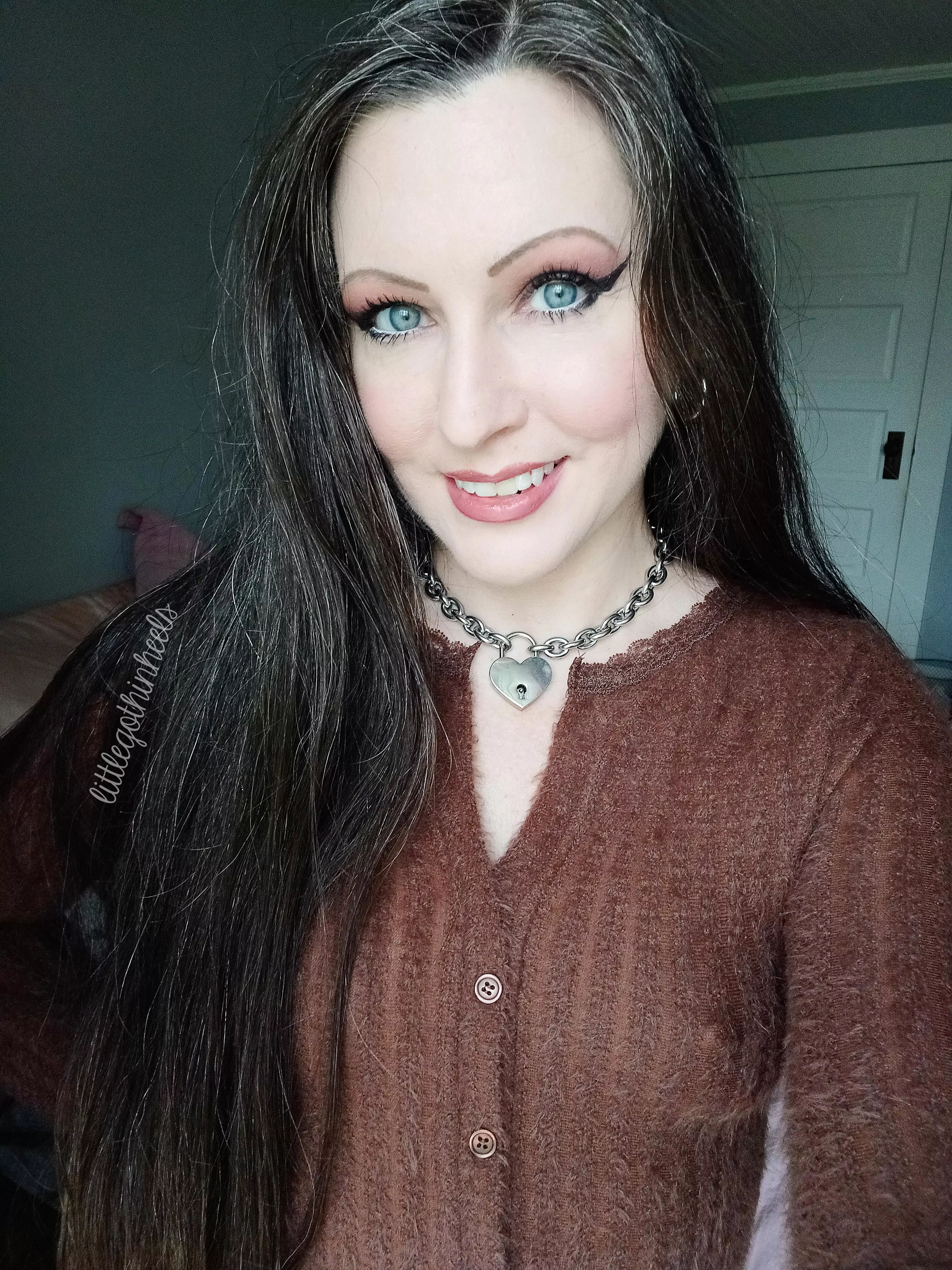 bra? what's a bra? posted by littlegothinheels