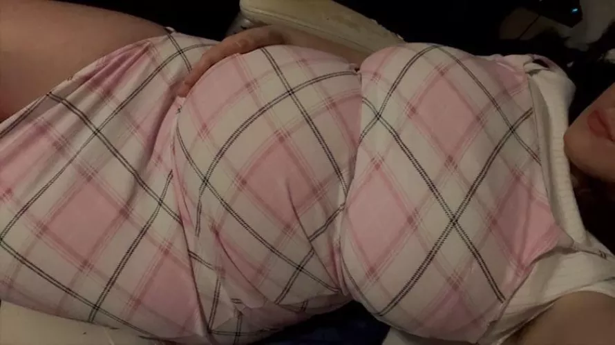 Bump looking cute in my new dress  by MushroomBitchxx