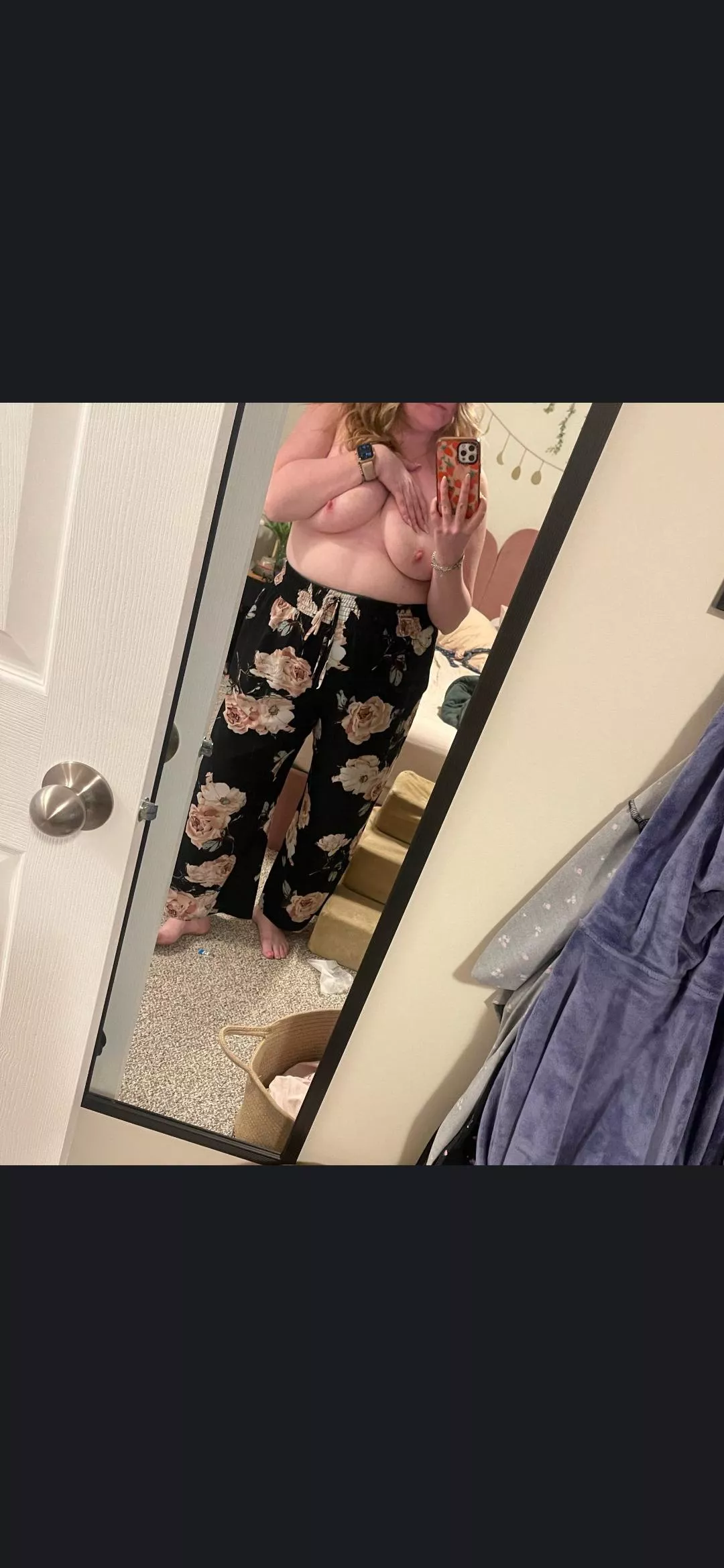 Come take mommies pants off posted by bimbomomm