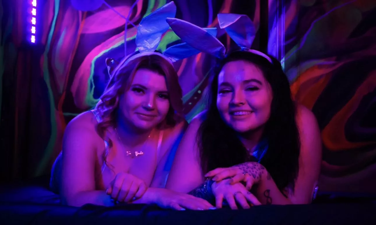 Cute bunnies  posted by summerpeachxox