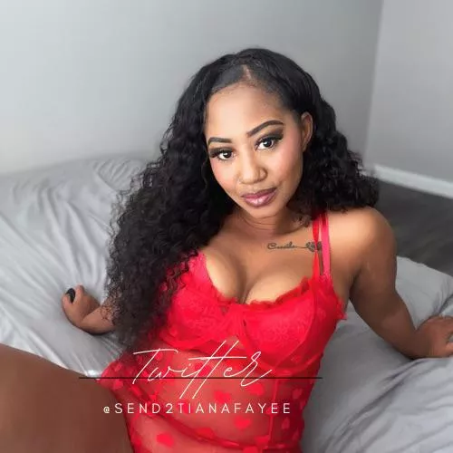 Do my mommy milkers turn you on ?  posted by iamtianafayee