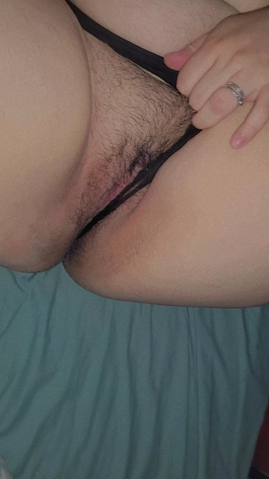 Do u like my hairy chubby pussy  posted by Burning-cherry
