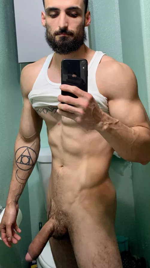 Enjoy [m]y naked body, i need to breed . by Additional_Example93