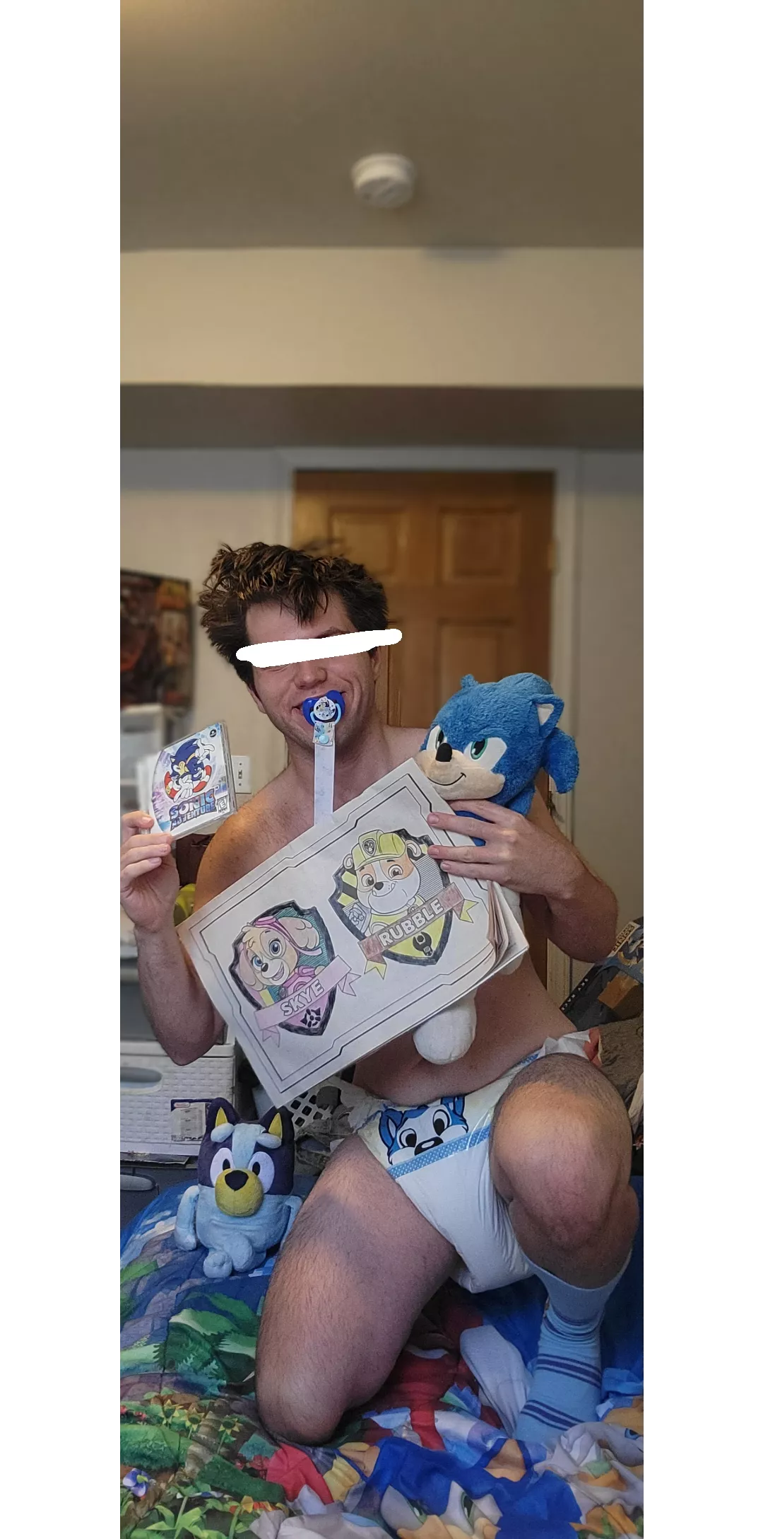 Gaming,coloring and me just being a cutie 👶🏻🍼😁💙💙💙💙 posted by LittleBlueyRanger