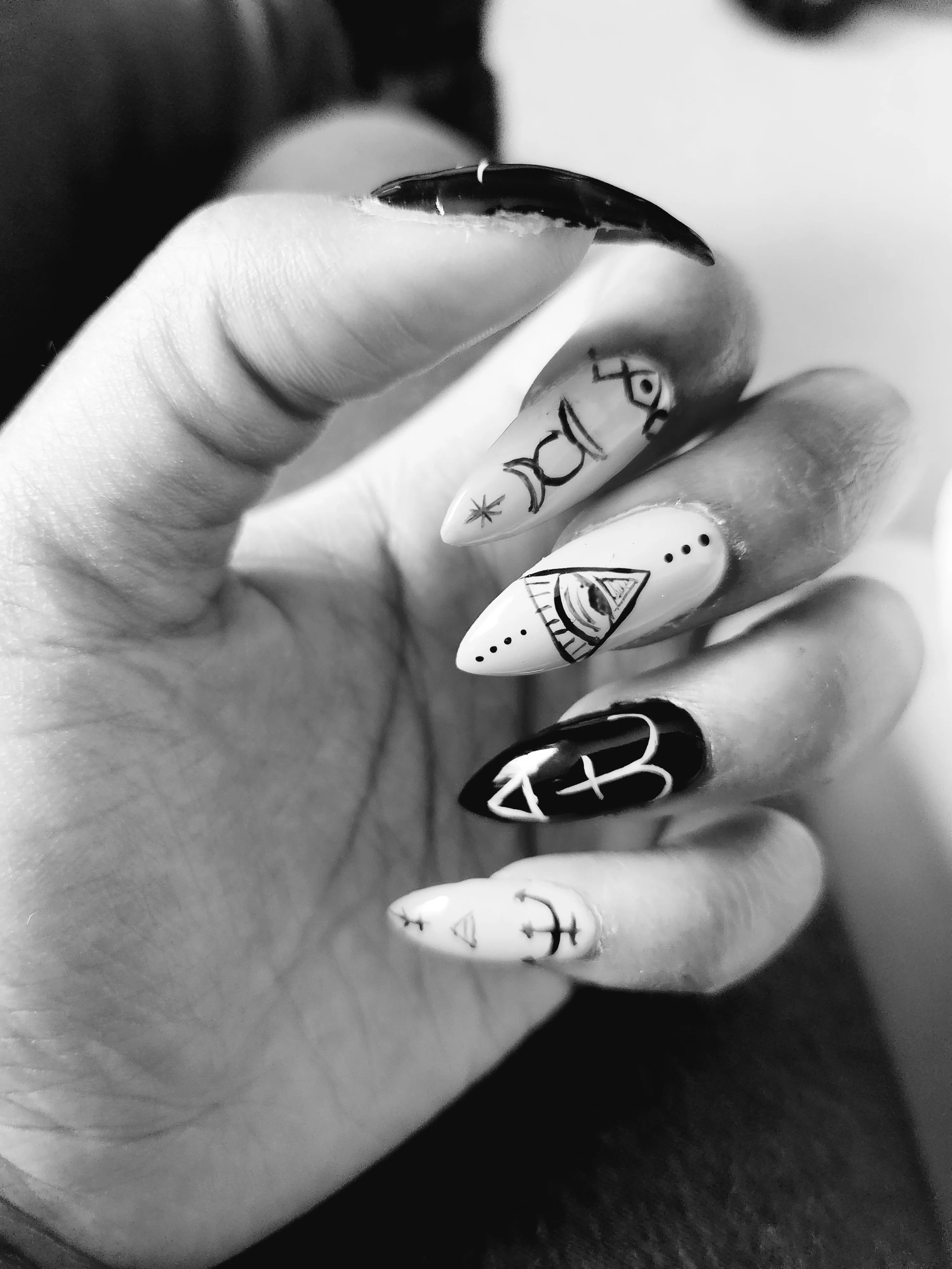 Guess what color they are! posted by stormthesiren