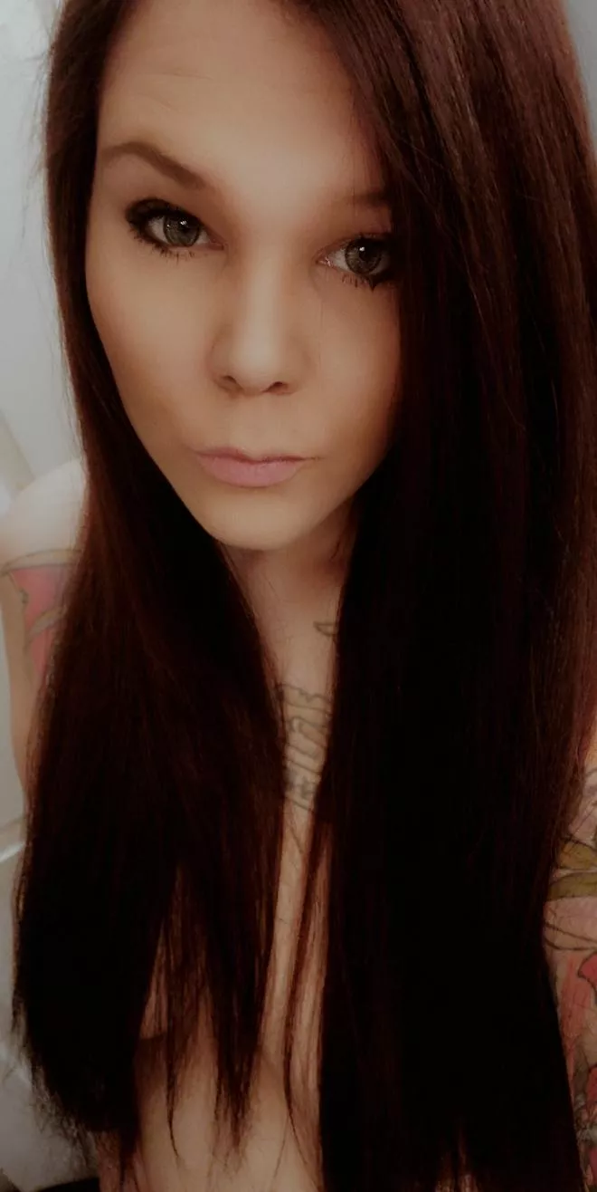 Hello ladies & gents posted by spookygothbae