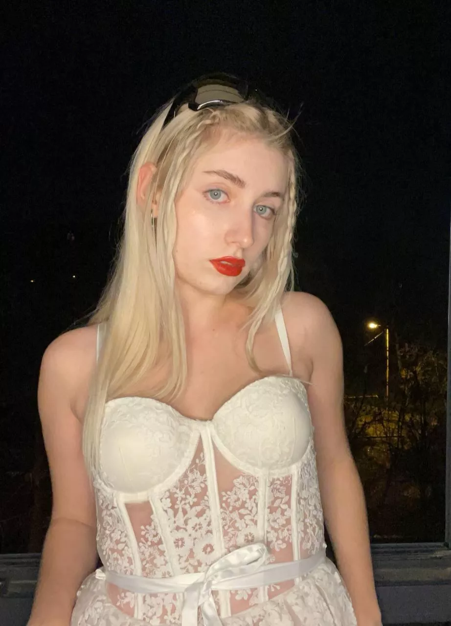 hope someone wants my gothic tits posted by irenicPropenal73