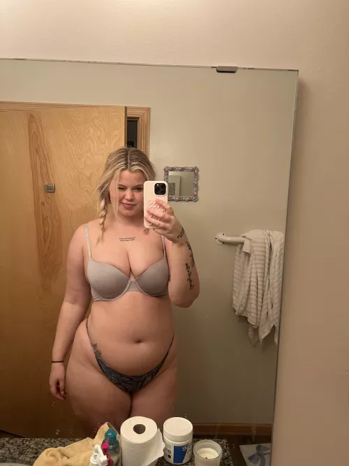 How much more should I gain?  by wispy_girlwa