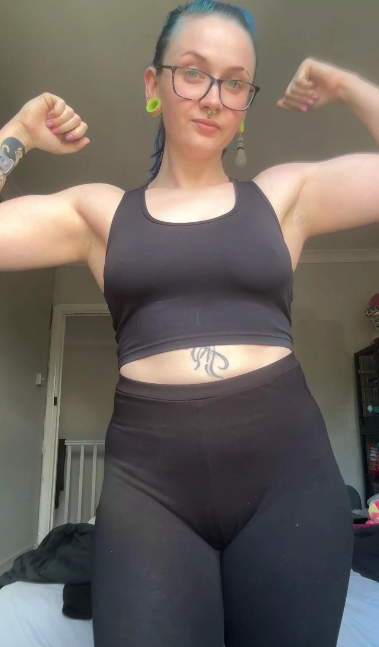 i dont know why my biceps look blurry but boom muscle flex kapow posted by AndieHart98