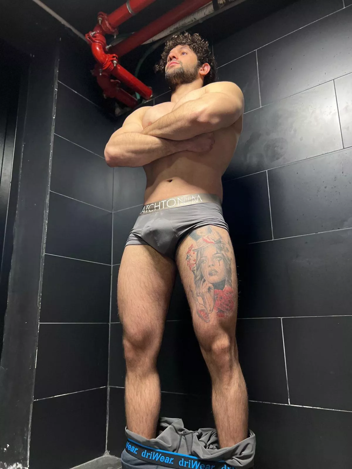 I want so see your drool on her face.. posted by TheKingDavid_