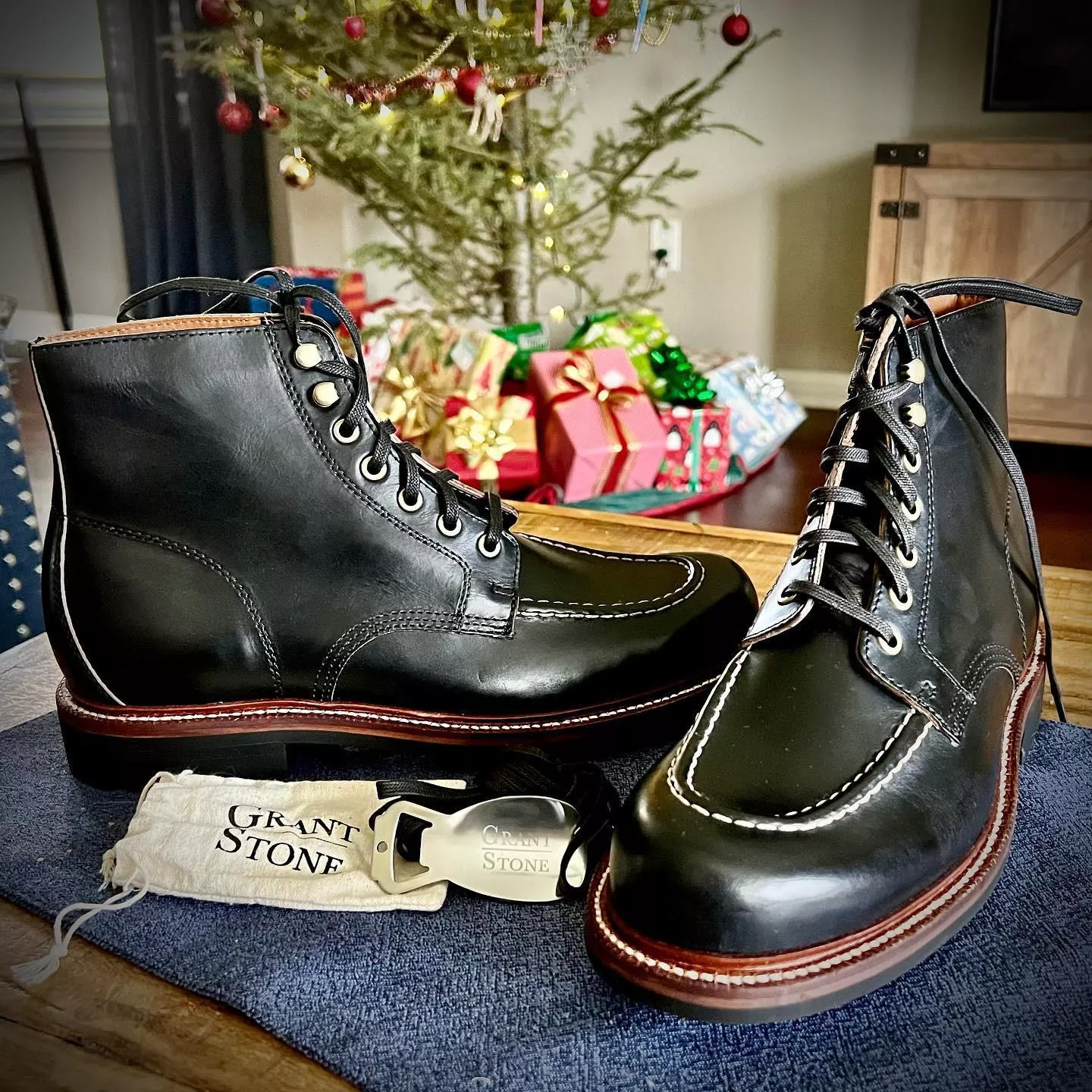 Is anyone aware of similar Grant Stone Brass boots made in Europe?  posted by pavlovaslut