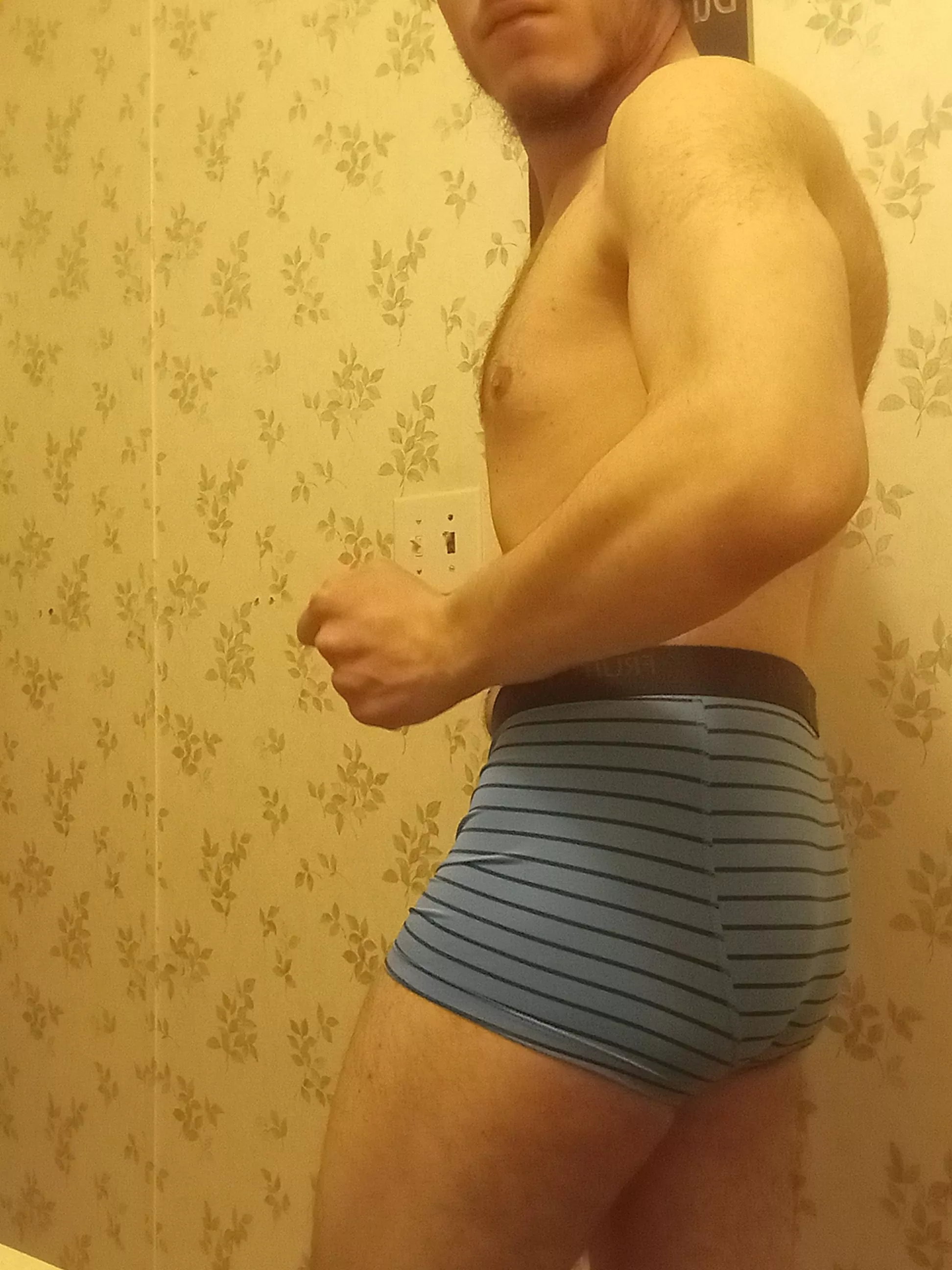 Kinda nervous, never posted like this on this account before lol posted by redditguy_04