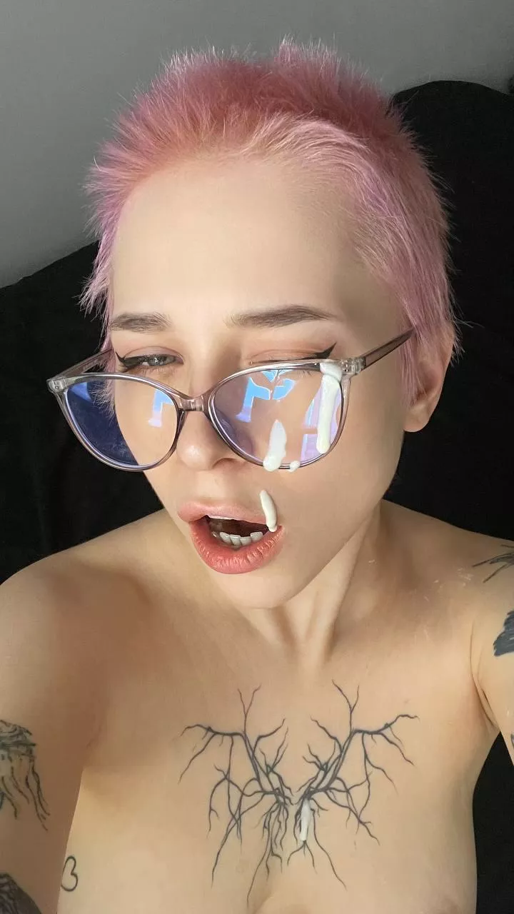 Leave a ❤️ if you're game, I wanna send nudes to random men posted by rilepahuhutu