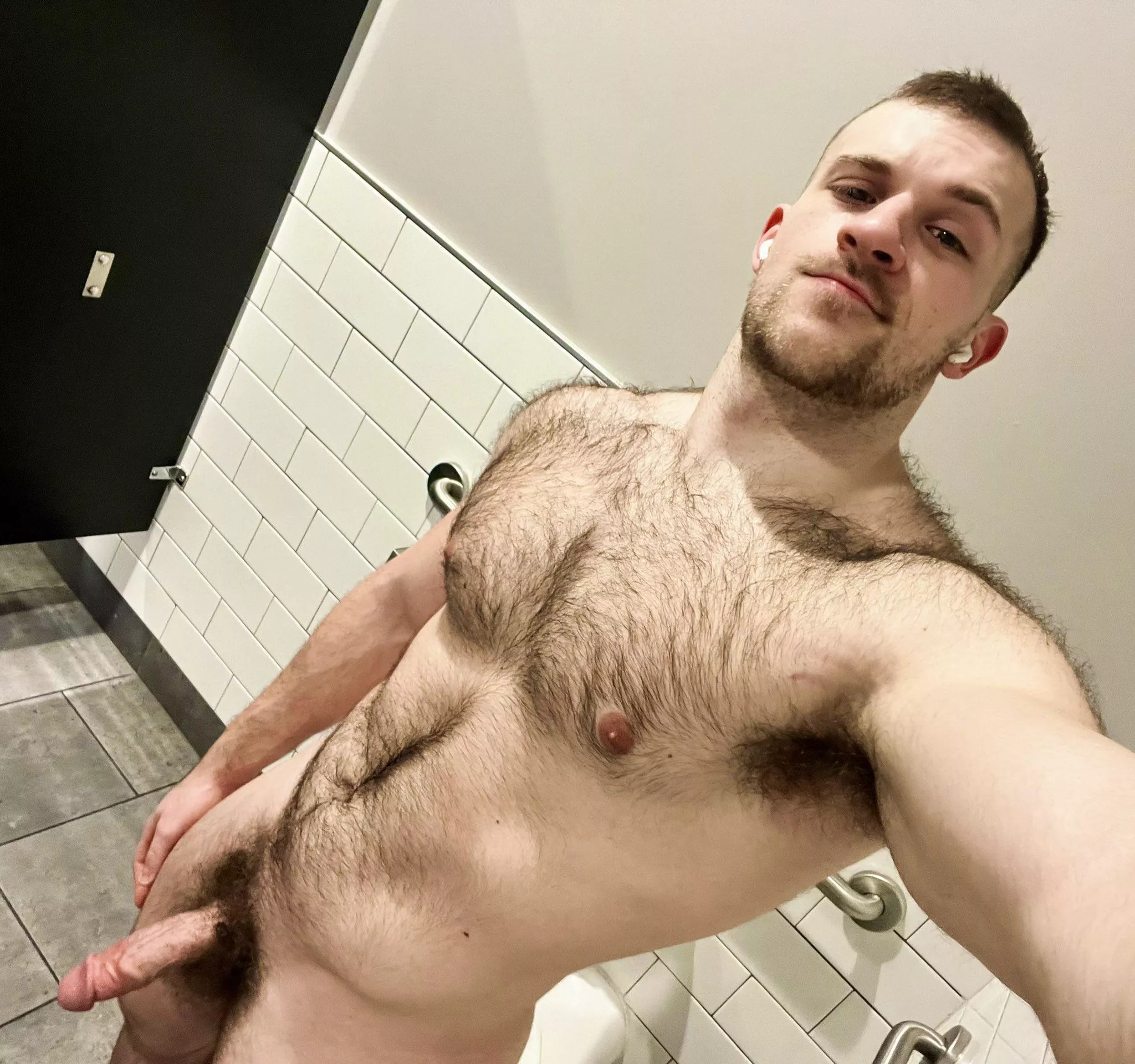 Letting it all hang out posted by Downlowbottom1