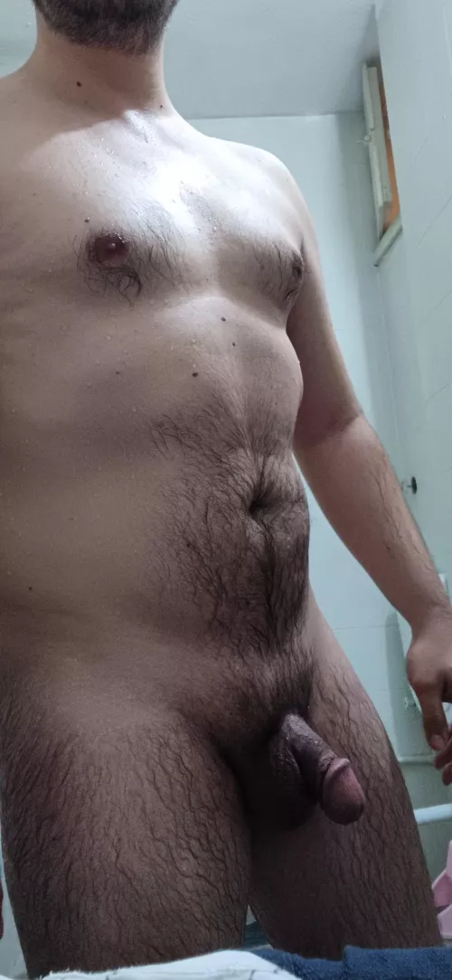 (M) Rate mr honestly. Im wondering your opinions. by Ihavehugehead