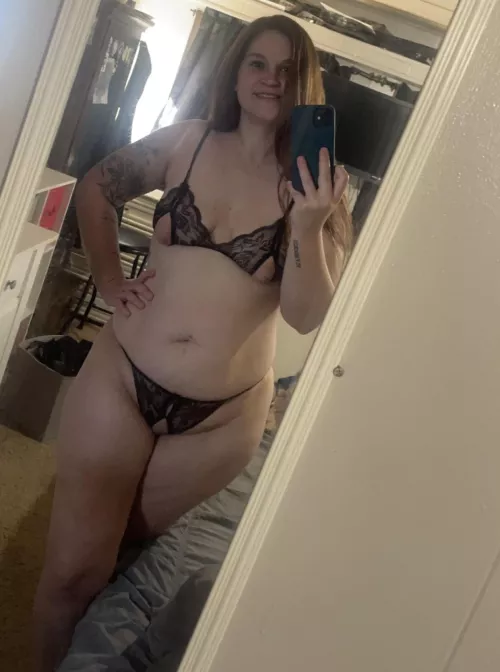 Mommy tummy by Roseyk1234