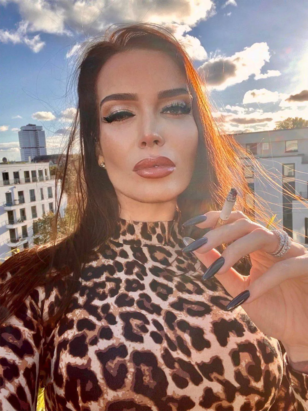 nothing beats a chilling afternoon posted by mrs_utraviolence