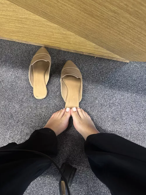 Office picture today 💞 oc by Isabelaap70